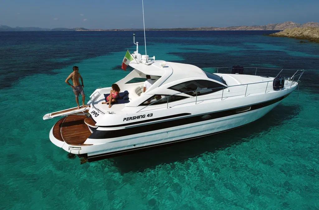 PERSHING 43′