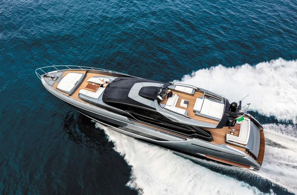 RIVA FOLGORE 88′