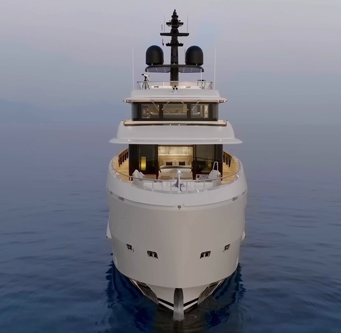 What is the typical cost of chartering a yacht What is the typical cost of chartering a yacht