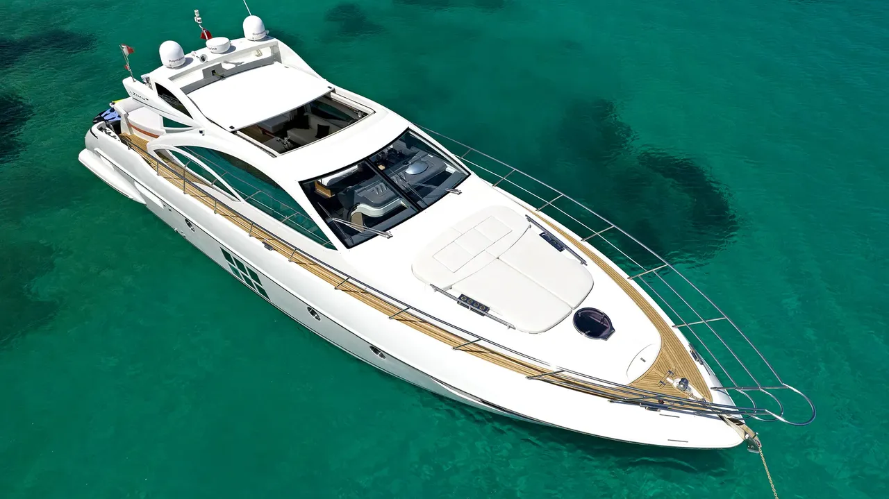 Azimut_62S_yacht_charter 10_1