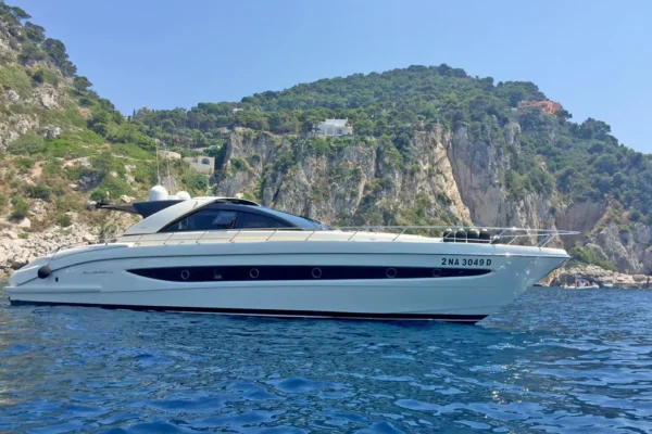 Riva_Ego_Super_68_Yacht_Charter 1