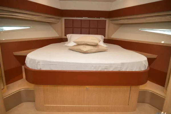 Riva_Ego_Super_68_Yacht_Charter 13